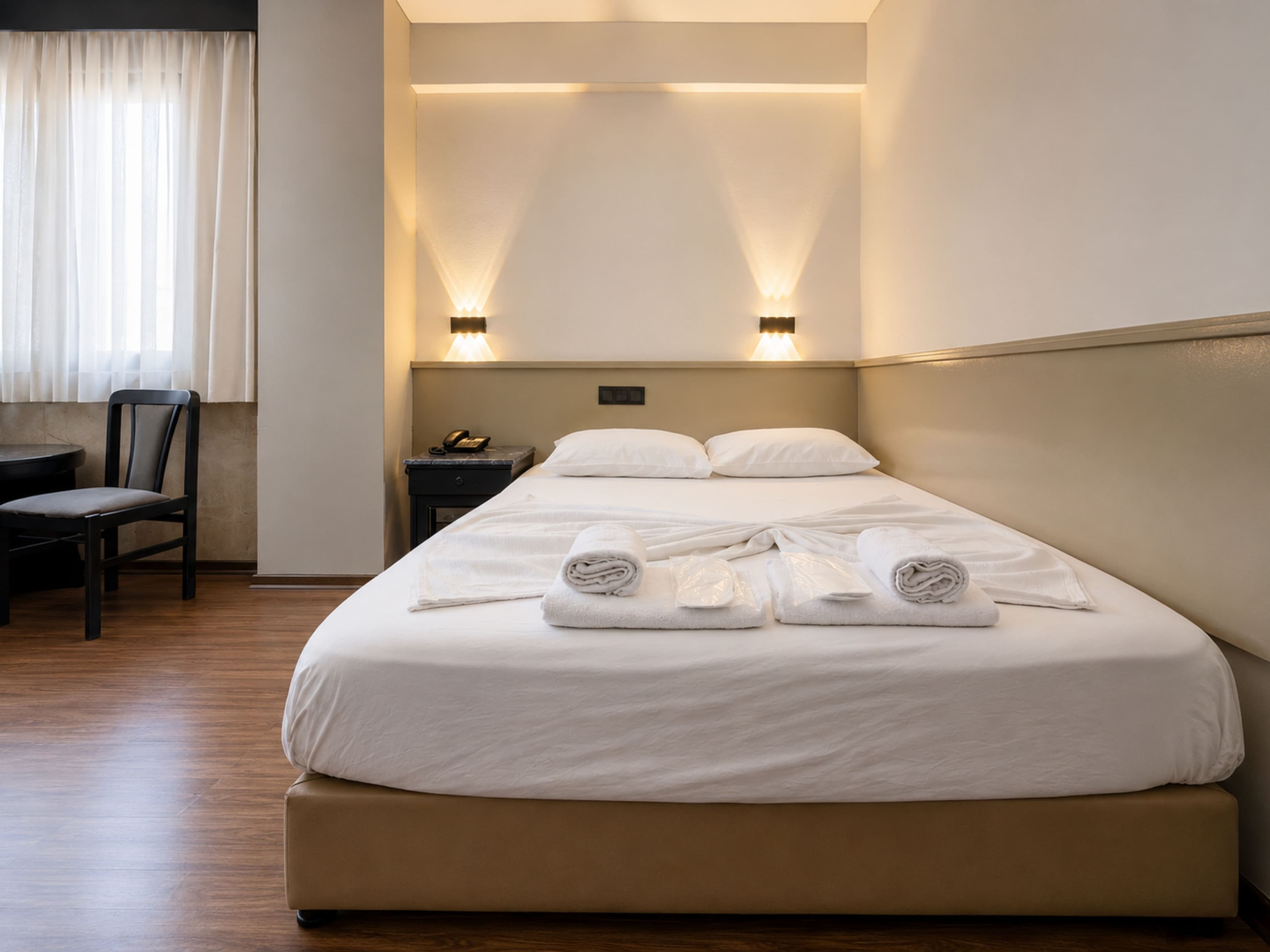 Standard Quadruple Room	 4