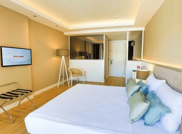 Standart Oda Kısmi Deniz Manzaralı  1