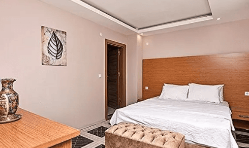 Deluxe Family Room 1