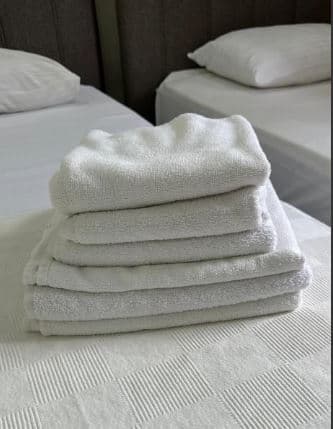 Standard Double or Twin Room , Deniz ve Şehir Manzaralı, Klimalı 4