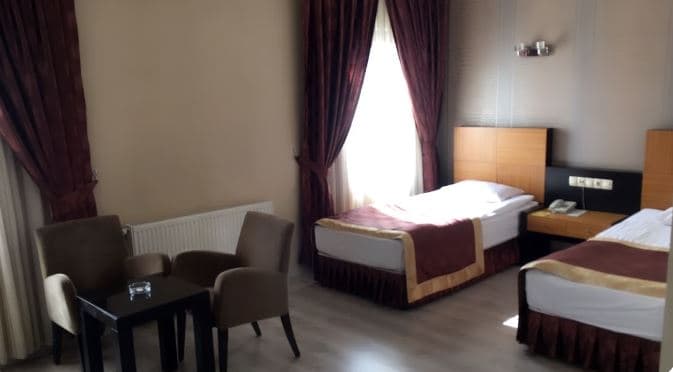 Standart Üç Kişilik Oda 1
