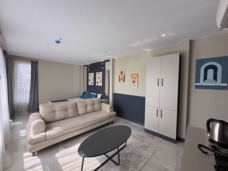 Deluxe Room 4