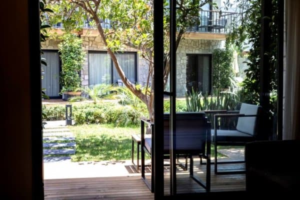 Grand Deluxe Garden 2