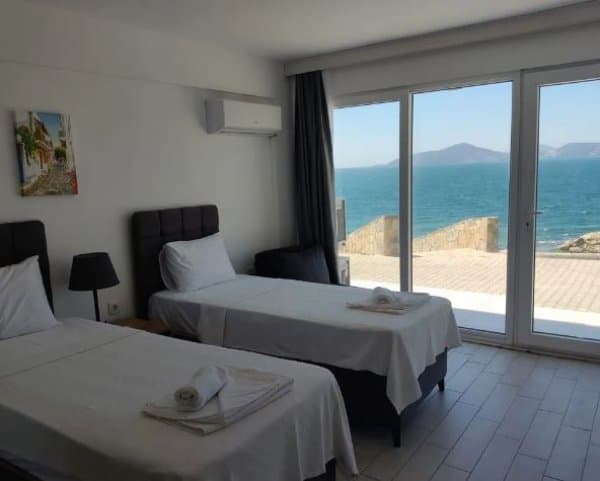 Standart Twin Deniz Manzaralı Oda 2