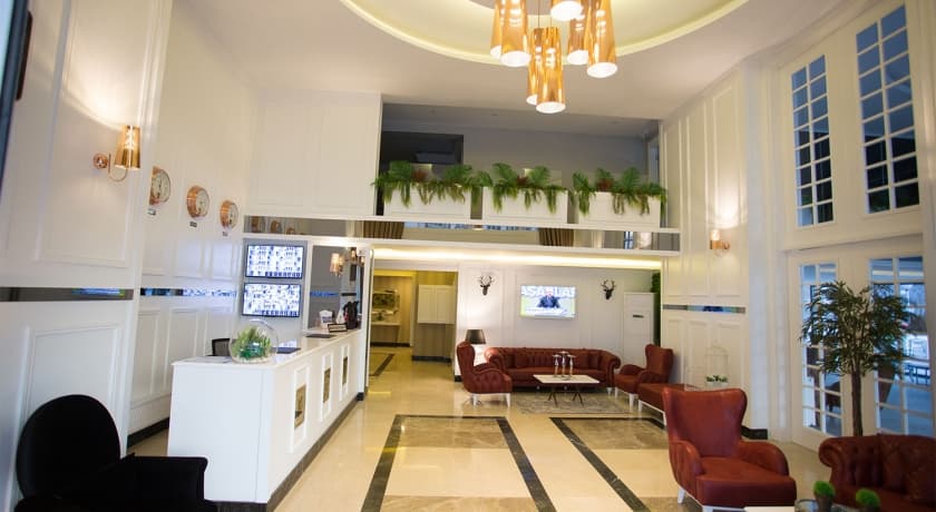 A Royal Suit Hotel-resim-7