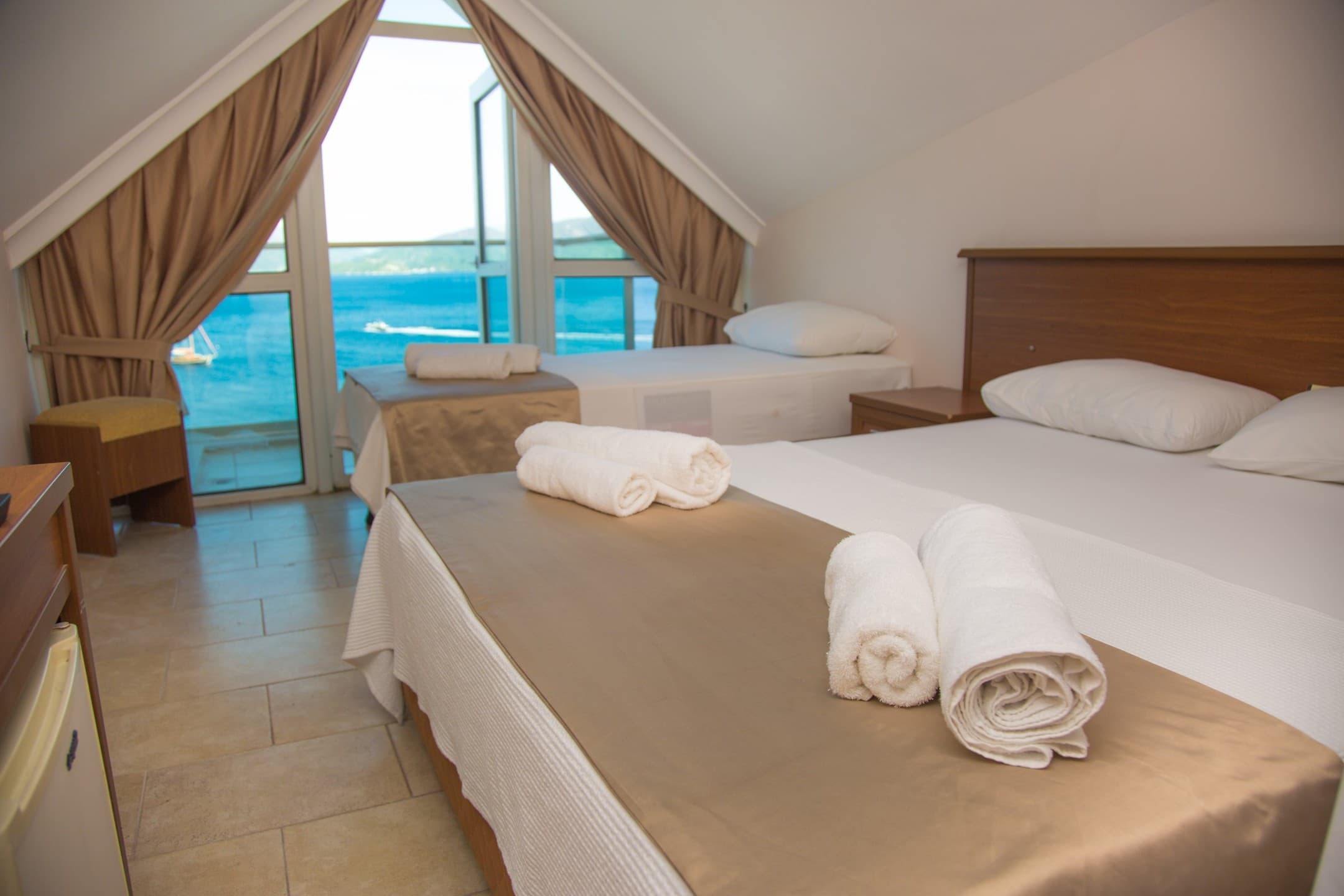 B&B Yüzbaşı Beach Hotel -resim-2