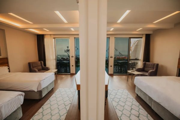 Deluxe Twin Room Garden and Terrace