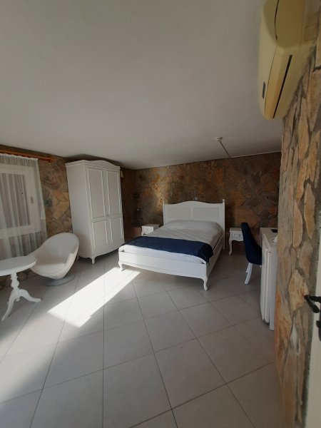 Double Room (Havuz Başı)